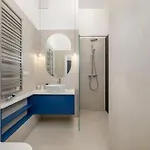 1-bedroom Luxury Near Metro شقة